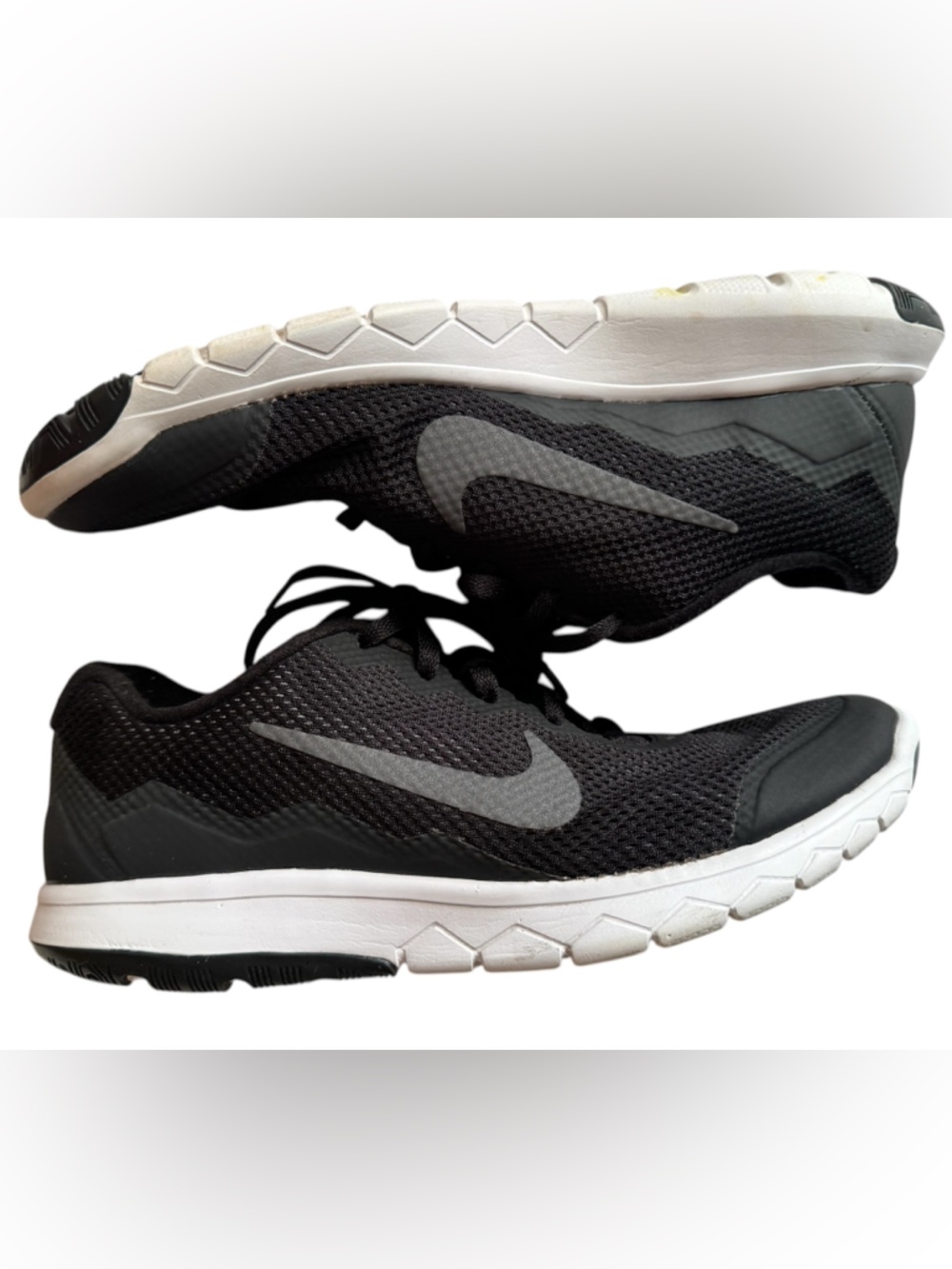 Nike Running Shoes Flex Experience- Women’s - Picture 4 of 12